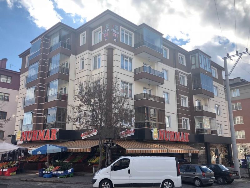 ZEYNETİ HANIM APARTMANI