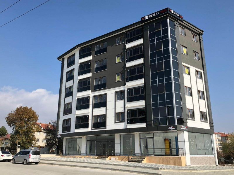 HÜRRİYET CADDESİ 3+1